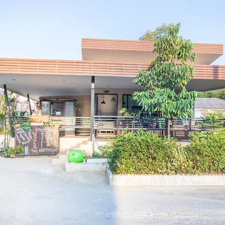 Oyo 798 Reurn Mareena Resort Nakhonratchasima Eksteriør billede