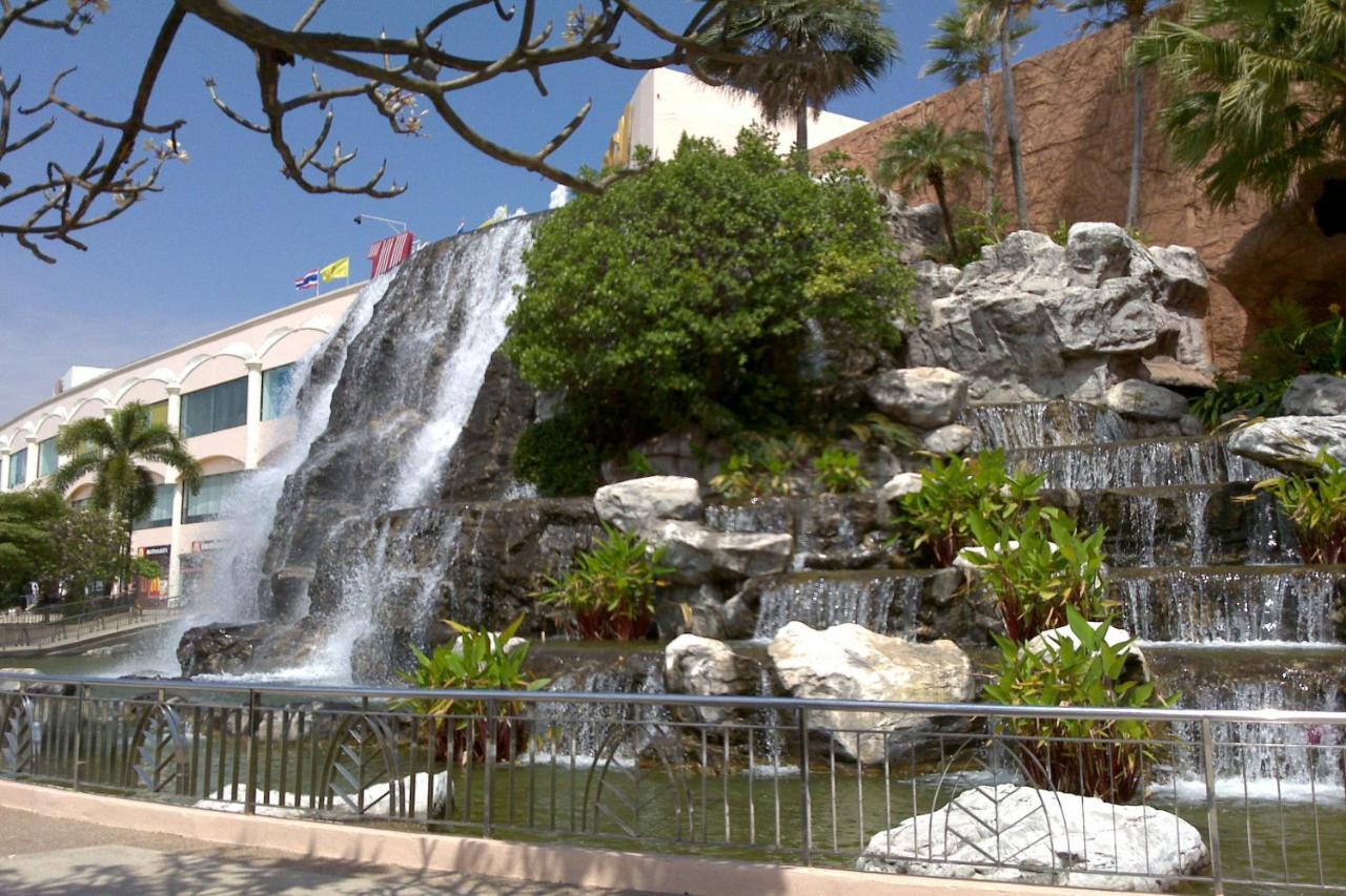Oyo 798 Reurn Mareena Resort Nakhonratchasima Eksteriør billede